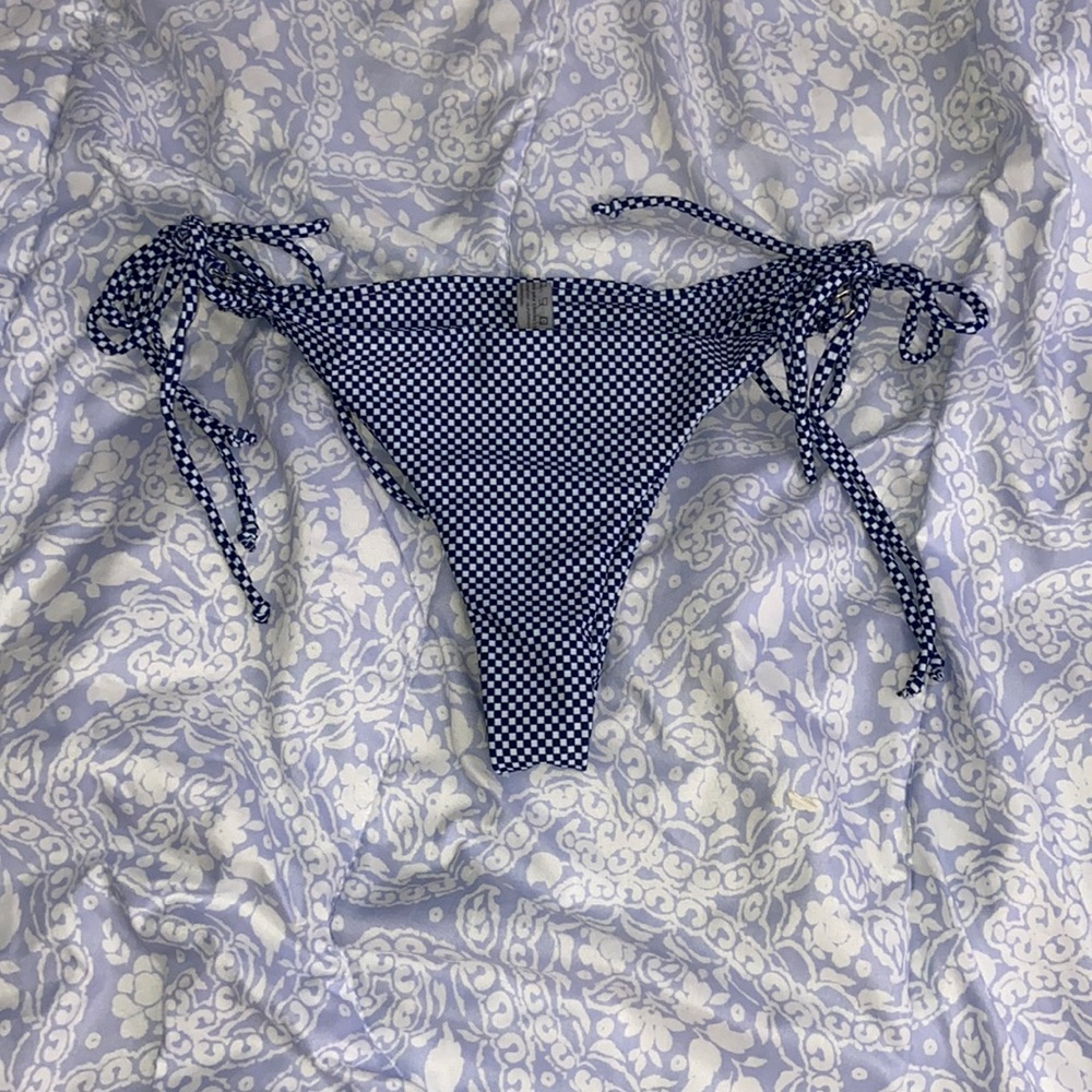 bikini bottoms